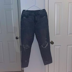 American Eagle Straight Leg Jean